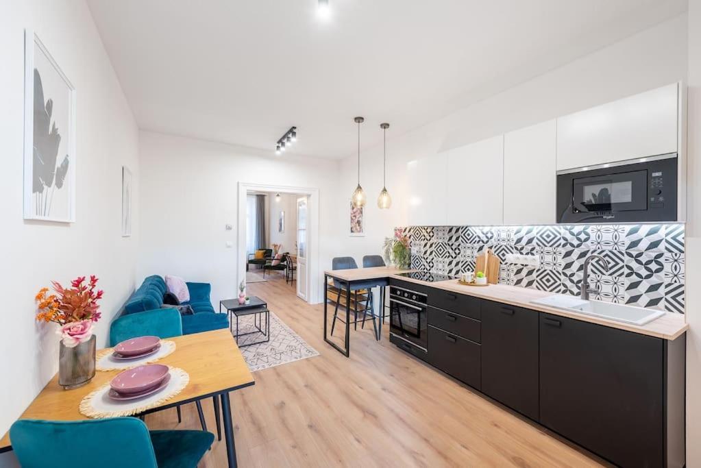 Sweet Cozy Apartment Prague Close To Mala Strana Exterior foto
